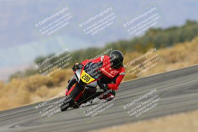 media/Feb-07-2025-CVMA Friday Practice (Fri) [[7034960ba2]]/3-Racer 3-NRS/Session 4 (Turn 16)/